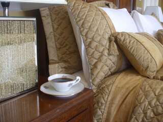 Отели типа «постель и завтрак» The Brown Hen Lodge Bed & Breakfast Бандон Люкс, вид на сад-14