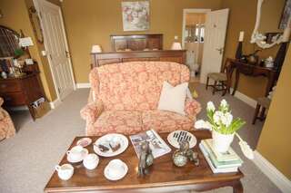 Отели типа «постель и завтрак» The Brown Hen Lodge Bed & Breakfast Бандон Люкс, вид на сад-20